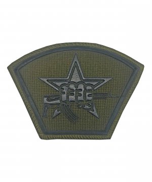 Превью Шеврон пластизолевый кулак зеленый &mdash; 1