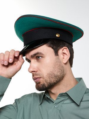 Фуражка пограничных войск старого образца — 4