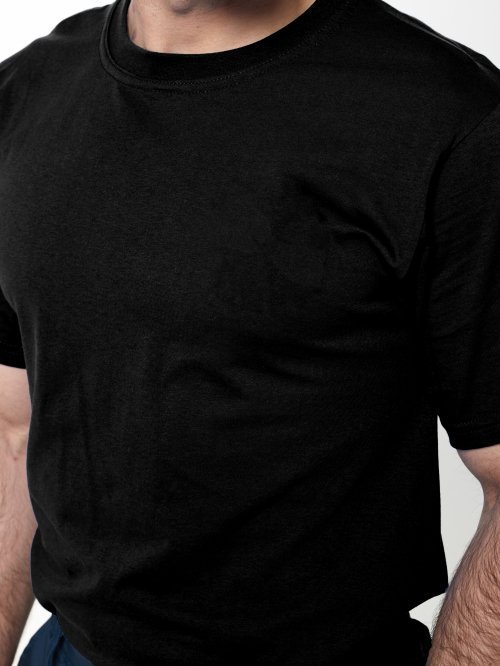 Футболка черная &mdash; 4