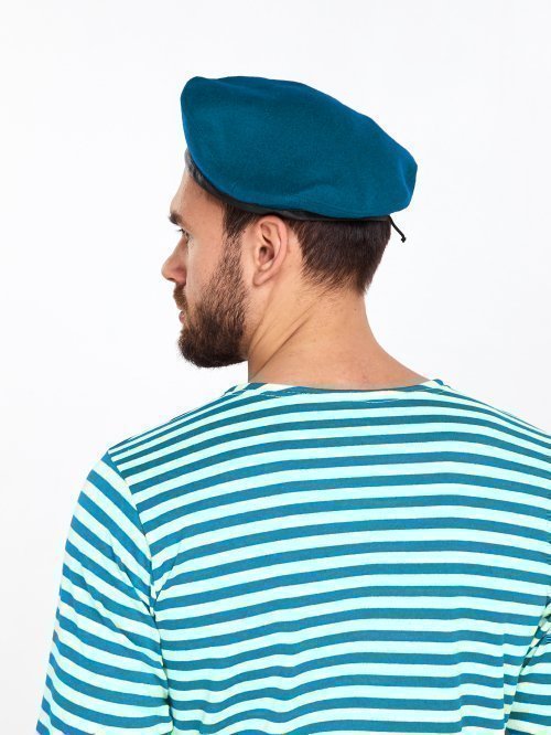 Берет голубой &mdash; 2