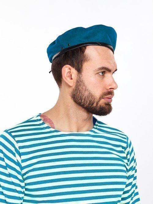 Берет голубой &mdash; 3