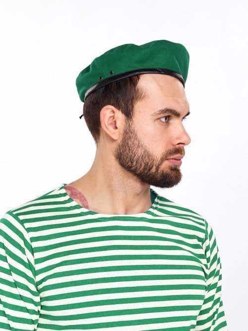 Берет зеленый &mdash; 3