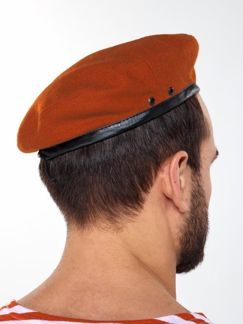 Берет оранжевый &mdash; 4