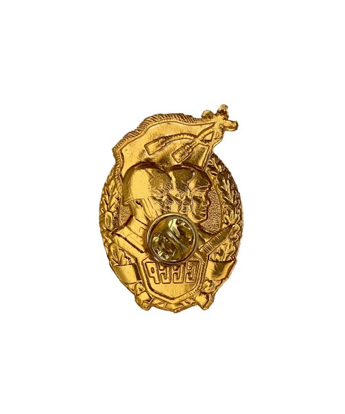 Значок металлический три солдата СССР &mdash; 2